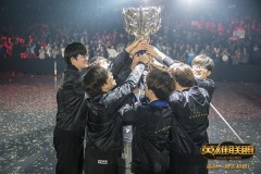 JDG与OMG鏖战五局，最终JDG险胜